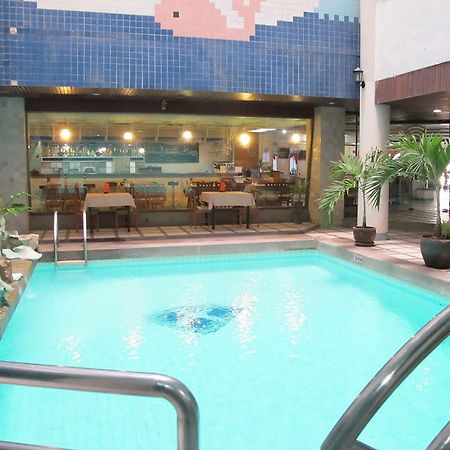 Diamond Beach Hotel Pattaya Bagian luar foto